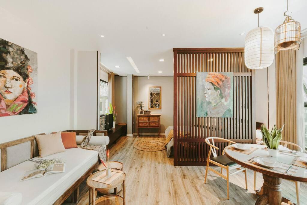 Homestay Giua Long Ha Noi - 10 Phut Den Pho Co Hanoi Luaran gambar